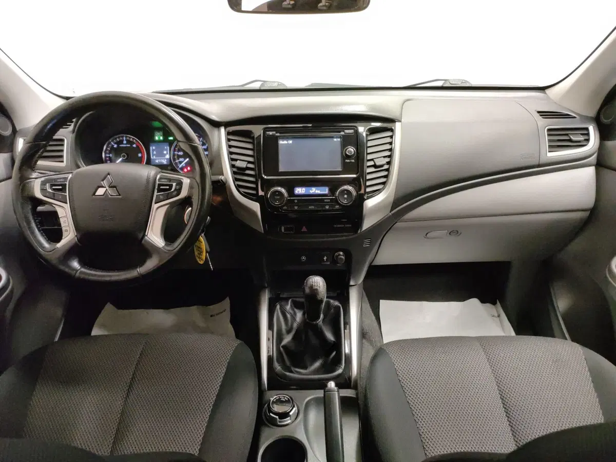 Mitsubishi L200 usata a Teramo (16)