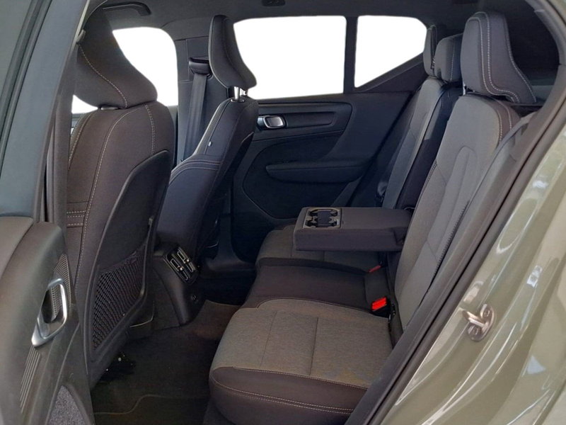 Volvo XC40 usata a Bari (13)