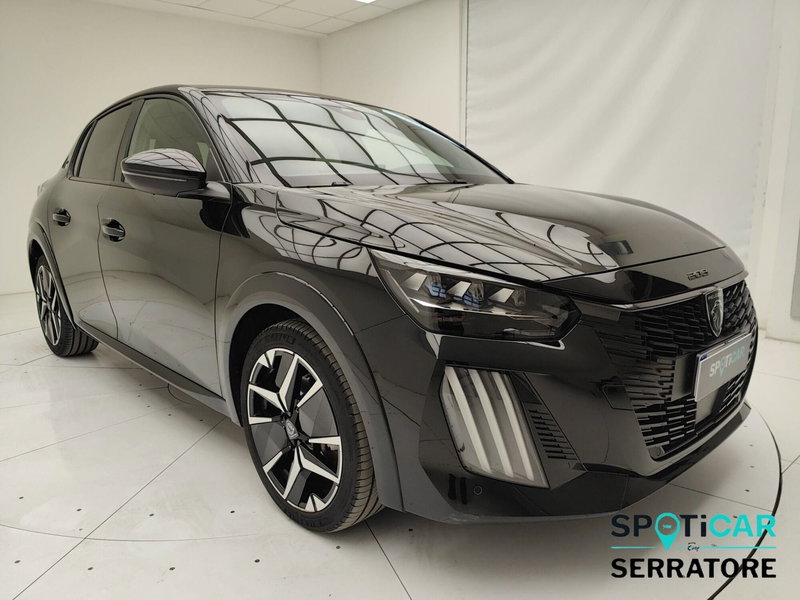 Peugeot 208 usata a Como (3)