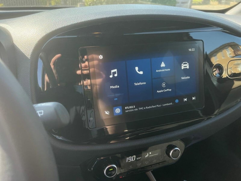 Toyota Aygo X usata a Lecco (10)