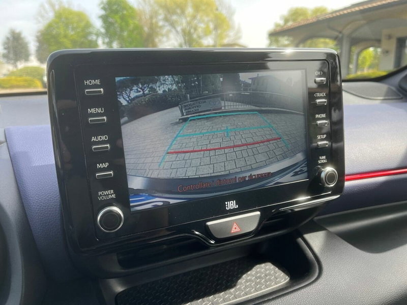 Toyota Yaris usata a Lecco (18)