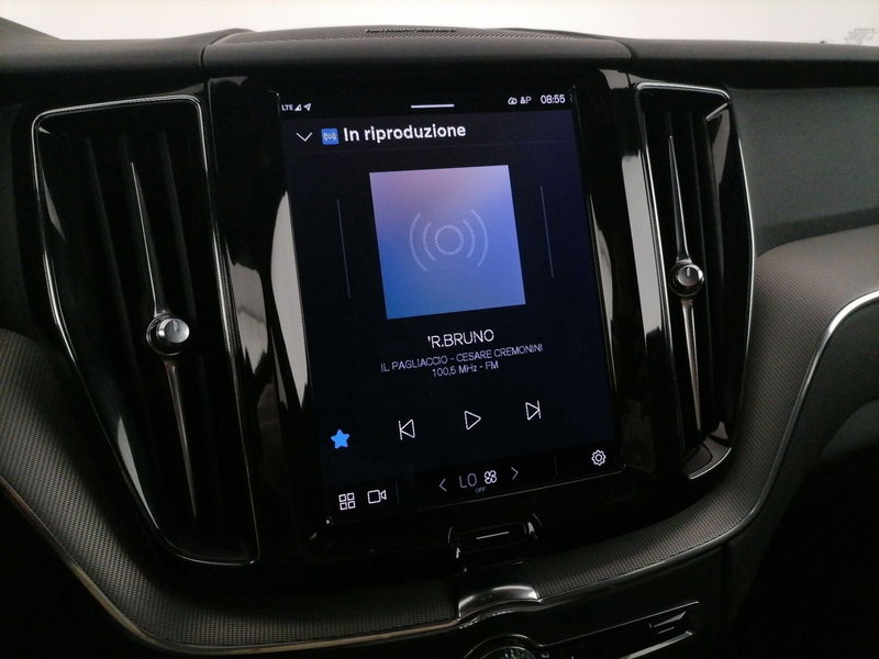 Volvo XC60 usata a Roma (17)