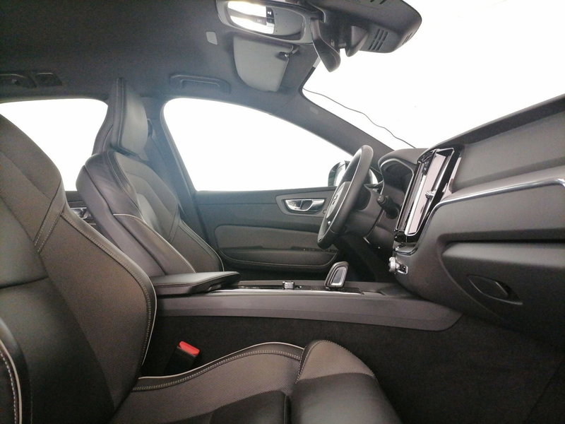 Volvo XC60 usata a Roma (6)