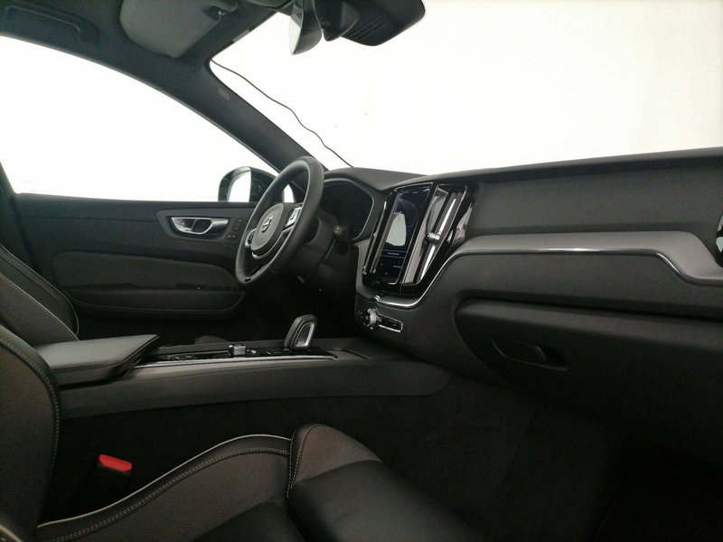 Volvo XC60 usata a Roma (7)