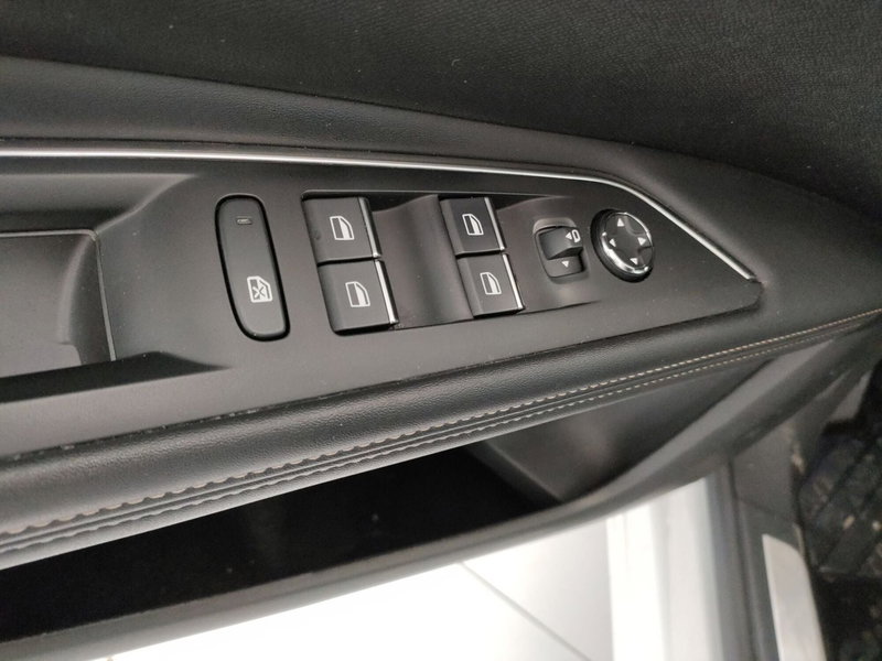 Peugeot 3008 usata a Caserta (17)