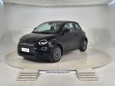 Fiat 500 Cabrio 42 kWh La Prima del 2022 usata a Settimo Torinese