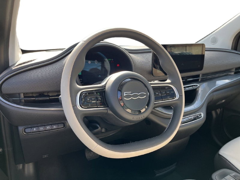 Fiat 500 Cabrio usata a Torino (11)