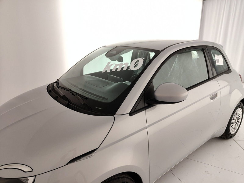 Fiat 500 Cabrio nuova a Caserta (14)