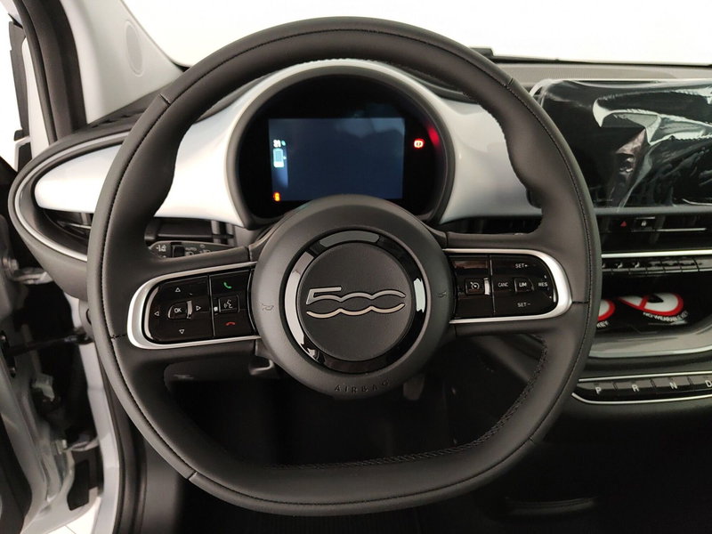 Fiat 500 Cabrio nuova a Caserta (16)