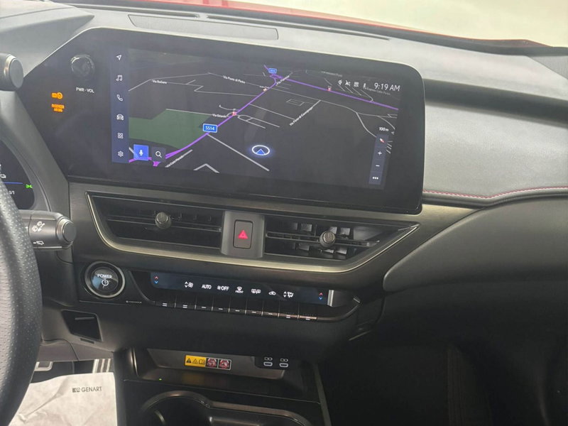 Lexus UX usata a Vicenza (10)