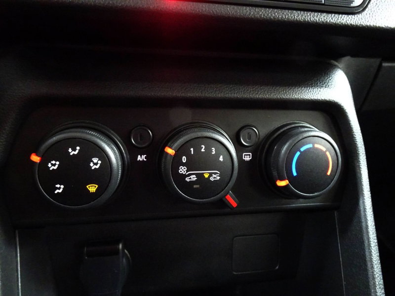 Dacia Sandero usata a Treviso (18)