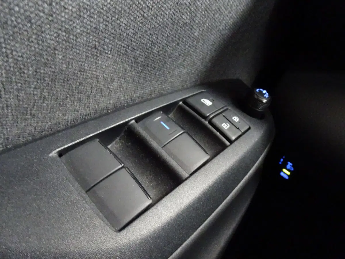Toyota Yaris Cross usata a Treviso (14)