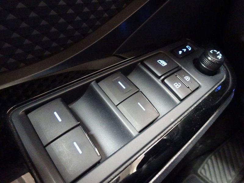 Toyota Toyota C-HR usata a Treviso (13)