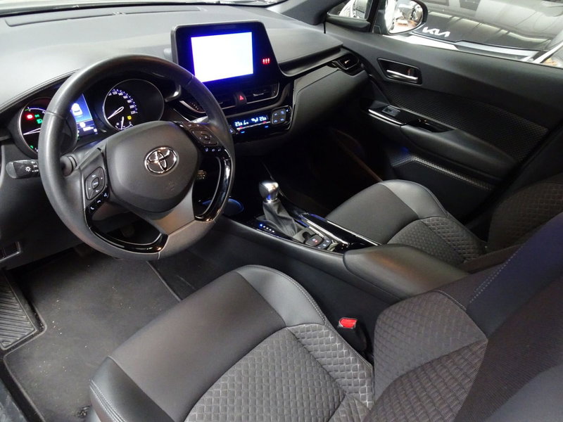 Toyota Toyota C-HR usata a Treviso (6)