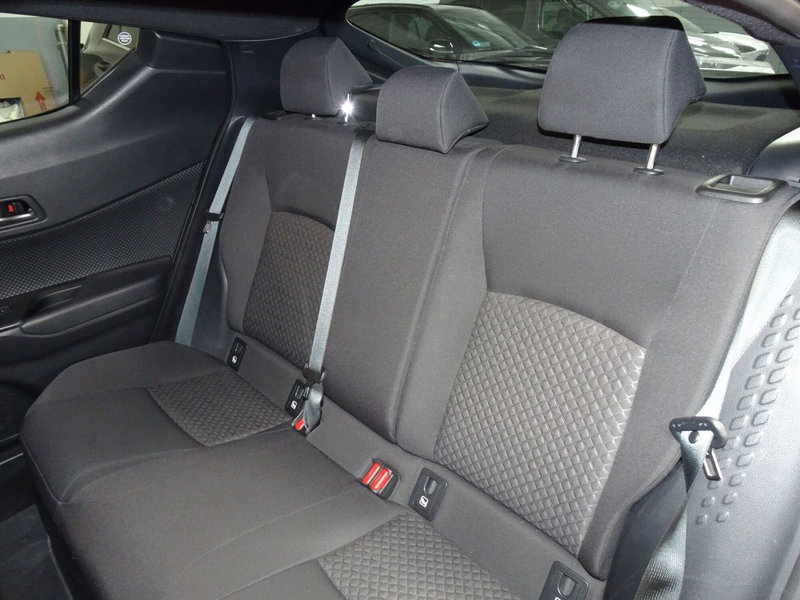 Toyota Toyota C-HR usata a Treviso (9)