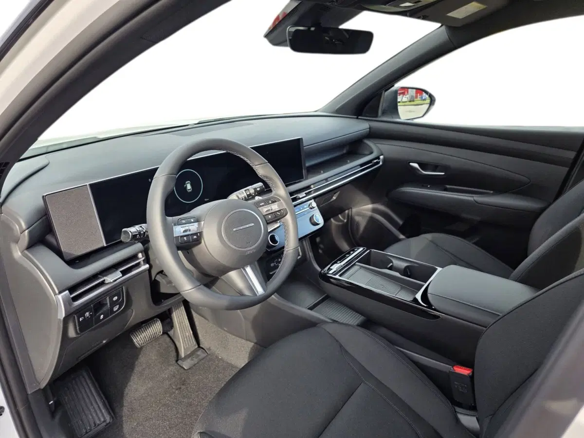 Hyundai Tucson nuova a Pistoia (13)