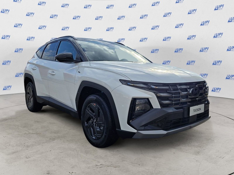 Hyundai Tucson nuova a Pistoia (3)
