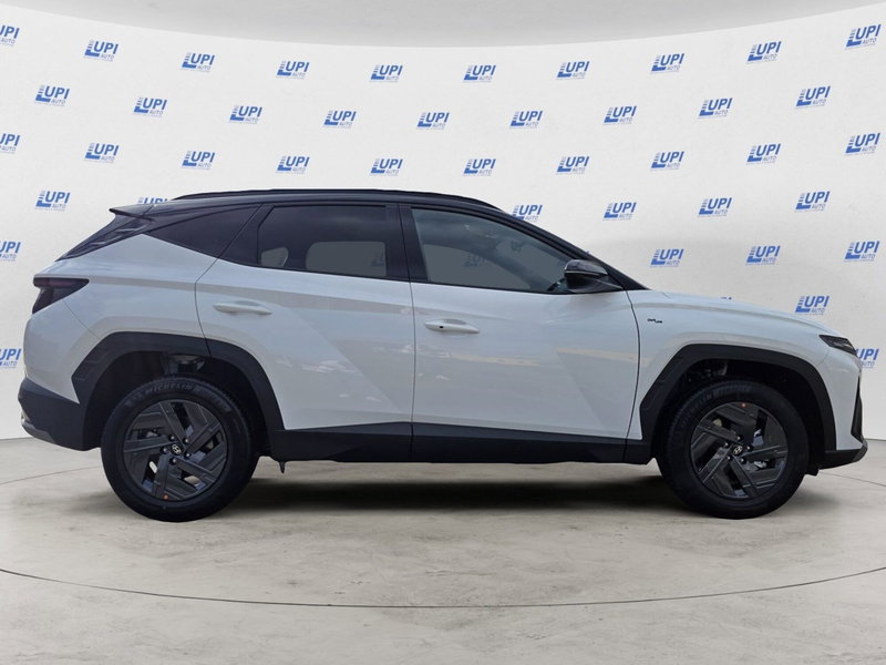 Hyundai Tucson nuova a Pistoia (4)