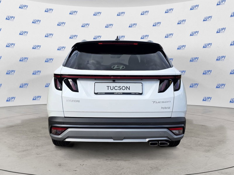 Hyundai Tucson nuova a Pistoia (5)