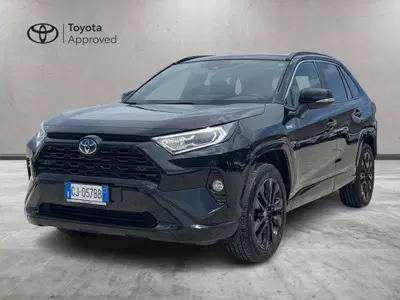 Toyota Rav4 HV (218CV) E-CVT 2WD Black Edition del 2022 usata a Ragusa
