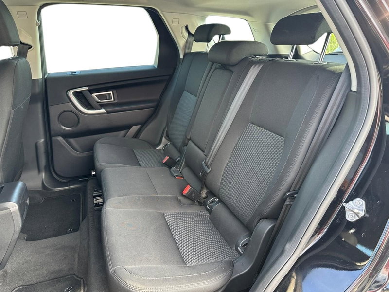 Land Rover Discovery Sport usata a Pistoia (10)