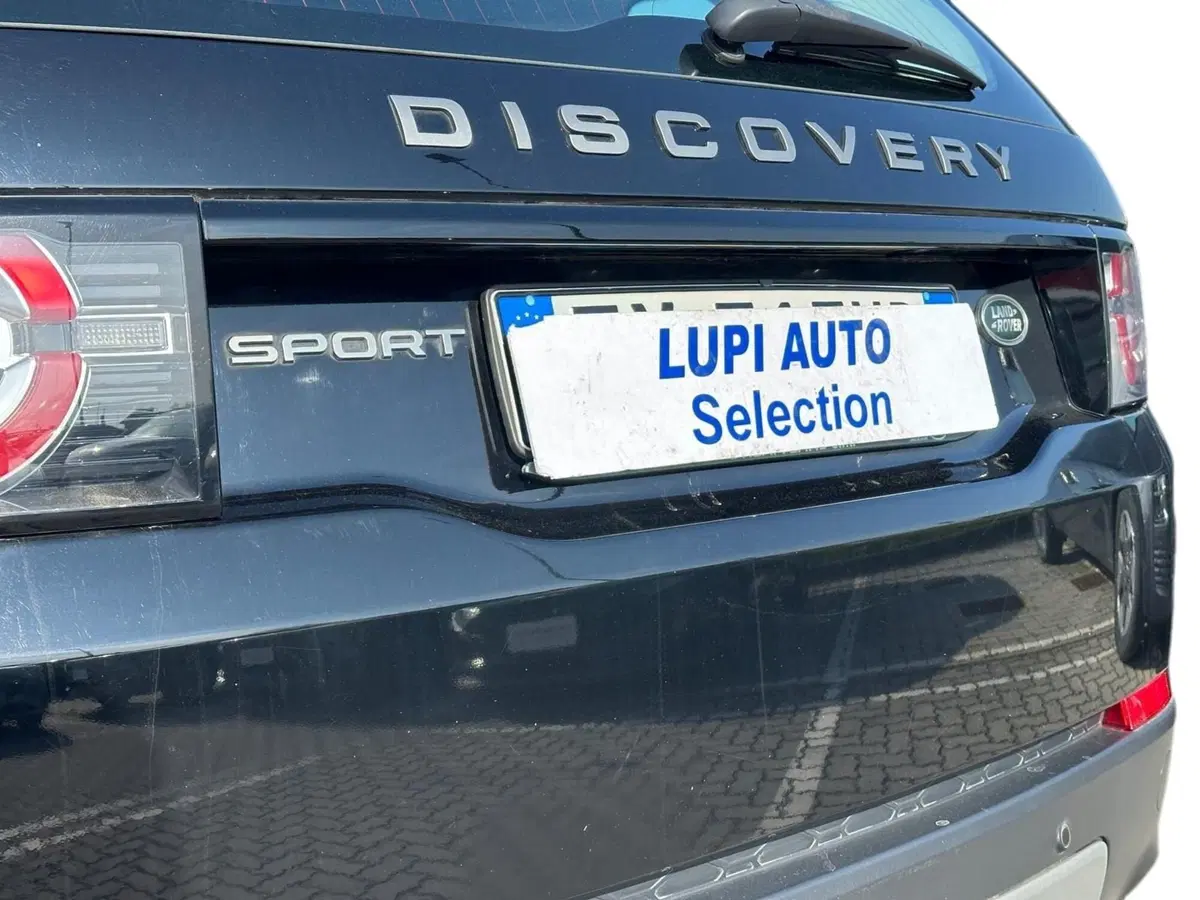 Land Rover Discovery Sport usata a Pistoia (15)