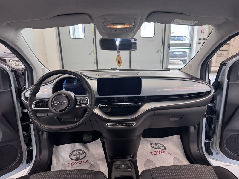 Fiat 500 Cabrio usata a Prato (8)