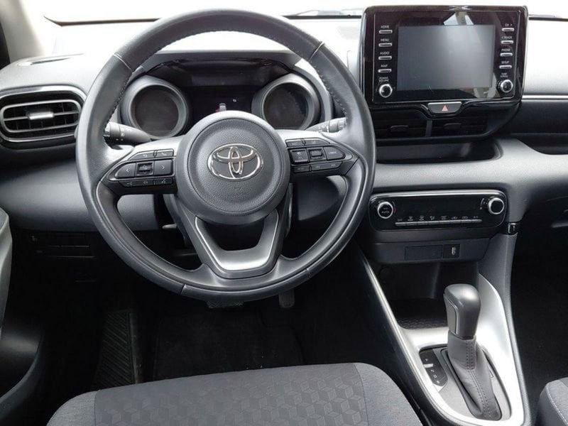 Toyota Yaris usata a Cagliari (10)