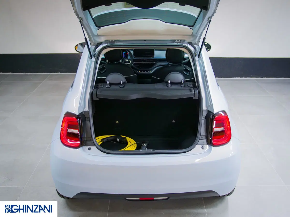 Fiat 500 Cabrio nuova a Bergamo (11)