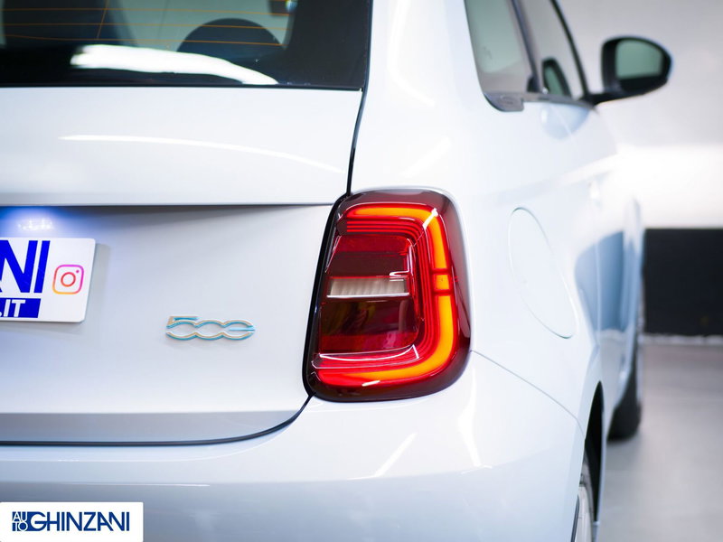 Fiat 500 Cabrio nuova a Bergamo (16)