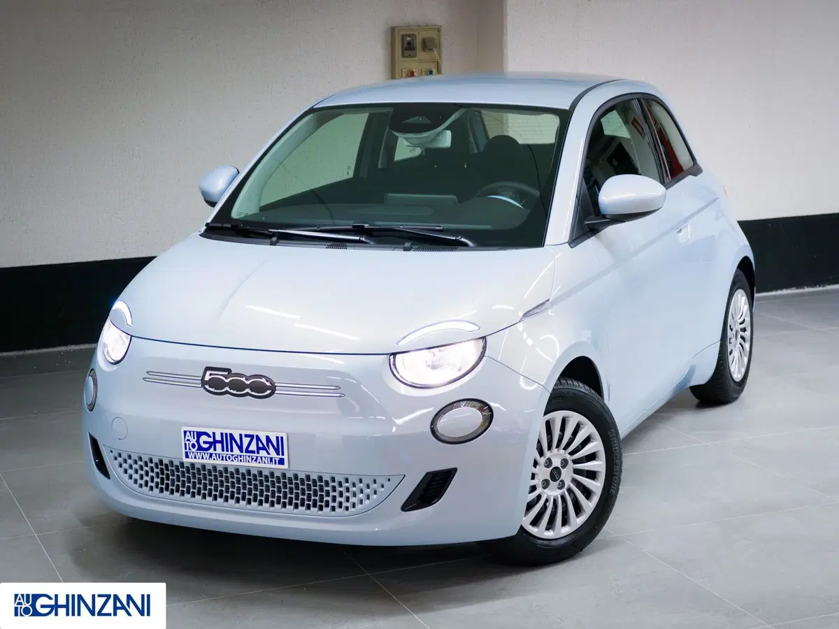 Fiat 500 Cabrio nuova a Bergamo (2)