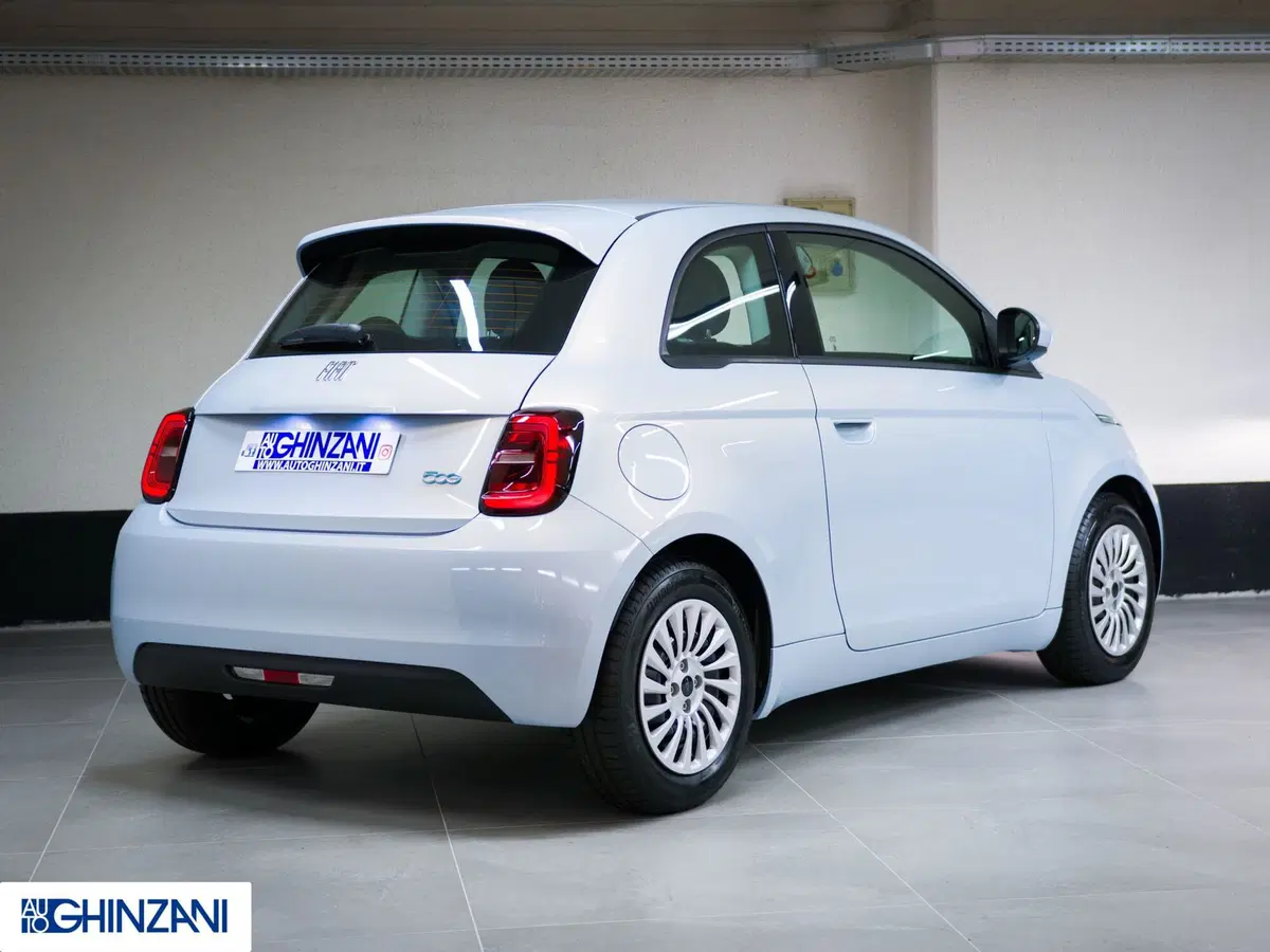Fiat 500 Cabrio nuova a Bergamo (6)