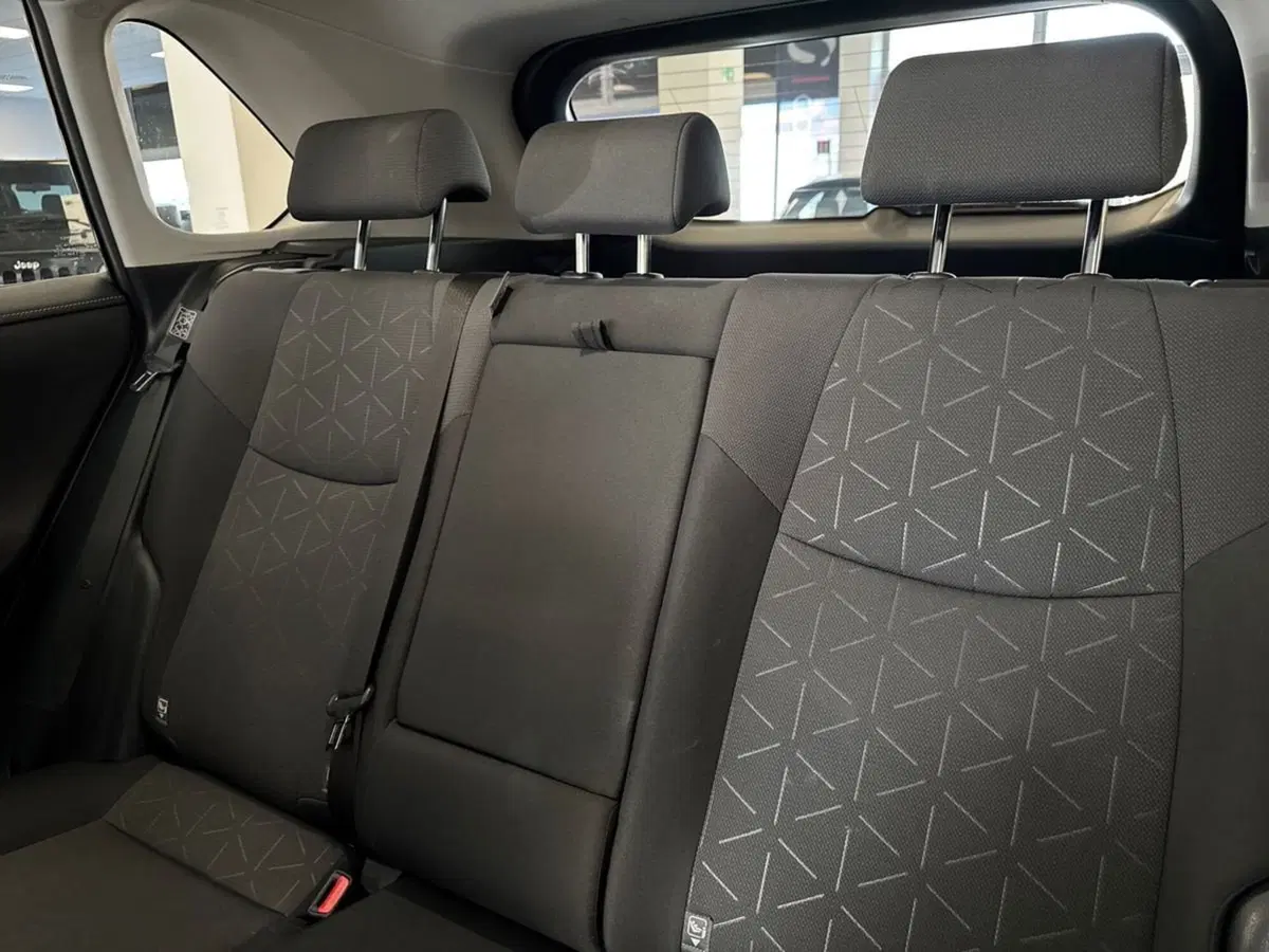 Toyota Rav4 usata a Prato (19)