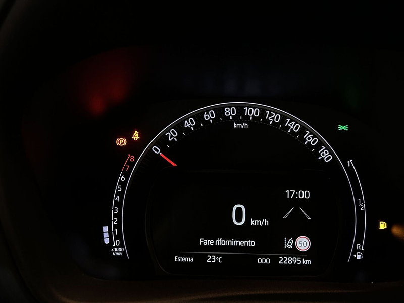 Toyota Aygo X usata a Milano (13)