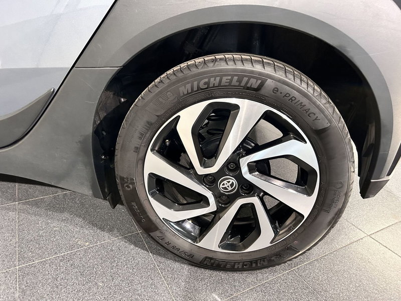 Toyota Aygo X usata a Milano (15)