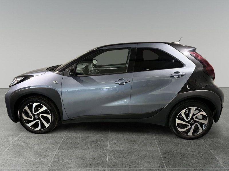 Toyota Aygo X usata a Milano (3)