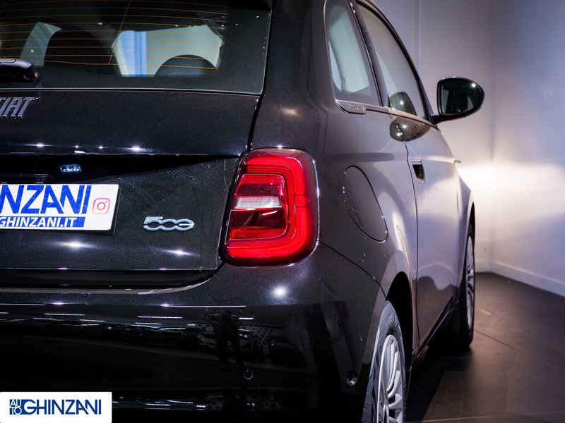Fiat 500 Cabrio nuova a Bergamo (15)