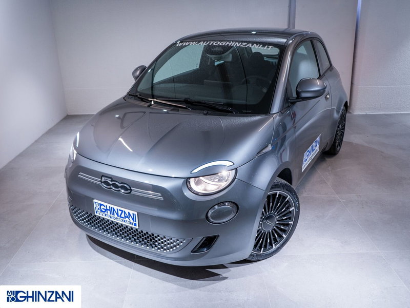 Fiat 500 Cabrio nuova a Bergamo (2)