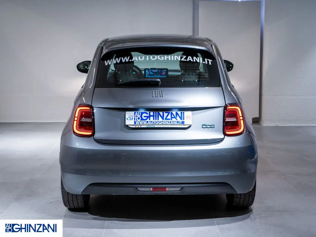 Fiat 500 Cabrio nuova a Bergamo (5)