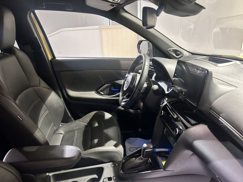 Toyota Yaris Cross usata a Milano (6)