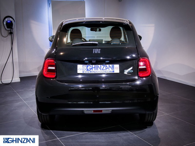 Fiat 500 Cabrio nuova a Bergamo (5)