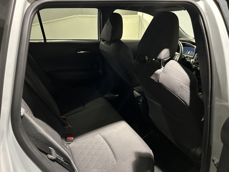 Toyota Corolla Cross Hybrid usata a Milano (15)