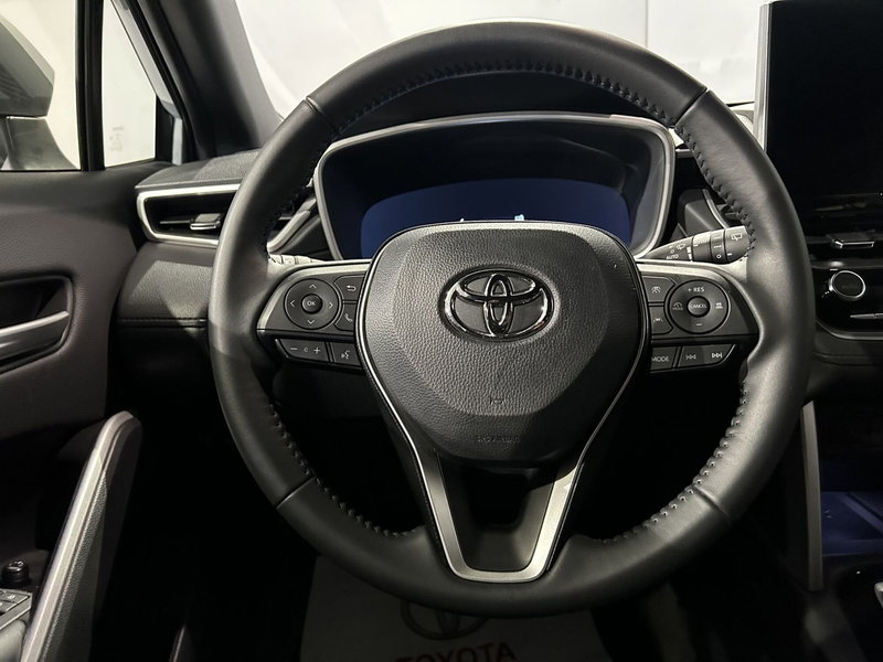 Toyota Corolla Cross Hybrid usata a Milano (9)