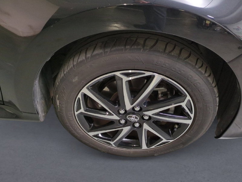 Toyota Yaris usata a Milano (10)