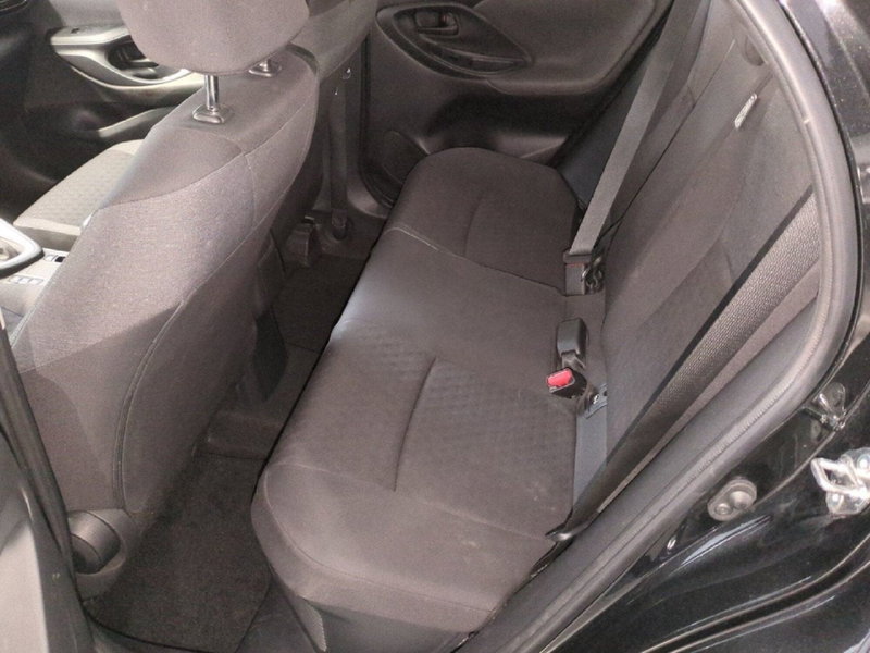 Toyota Yaris usata a Milano (15)