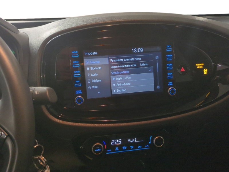 Toyota Aygo X usata a Milano (15)