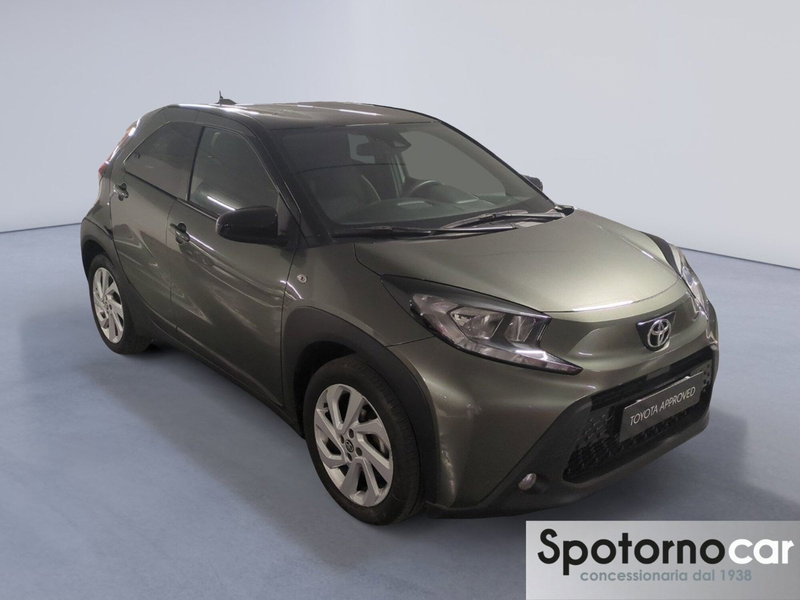 Toyota Aygo X usata a Milano (7)