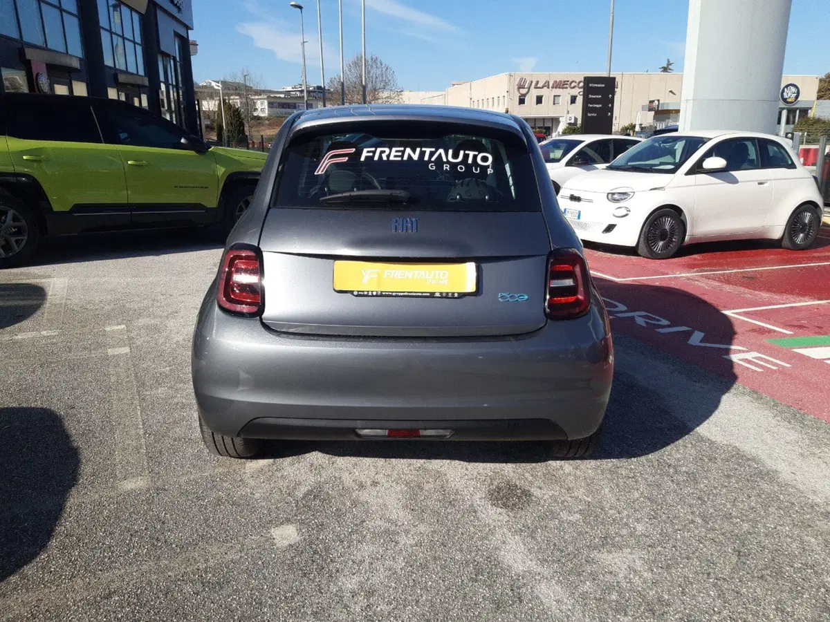 Fiat 500 Cabrio usata a Campobasso (4)