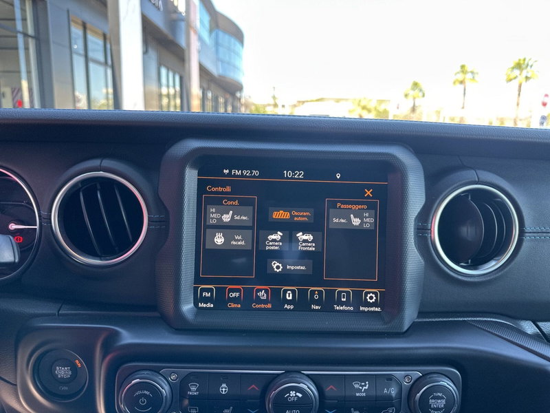 Jeep Wrangler Unlimited usata a Chieti (17)