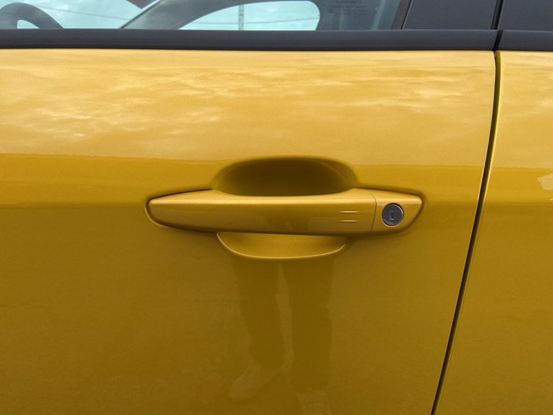 Jeep Avenger nuova a Chieti (11)